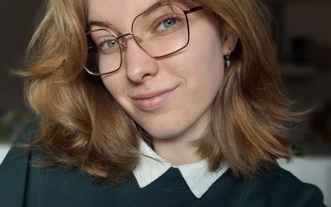Naomi Van Den Top